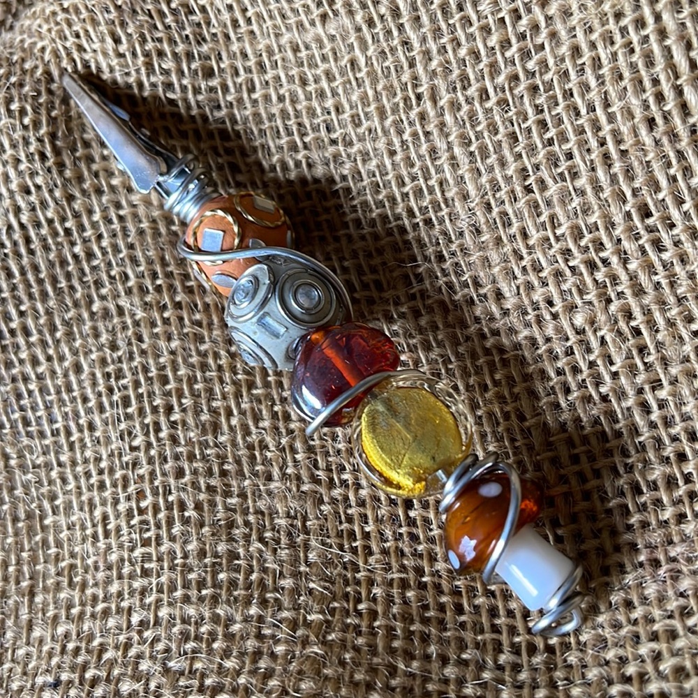 Roach Clip, ATM Helper, Debit Card Grabber, Jewelry Assist, Brown Mushroom Clip